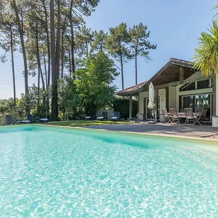 Madame Les Dunes De La Prade