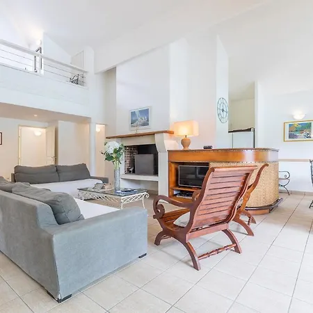 Madame Les Dunes De La Prade موليات-إي-ما